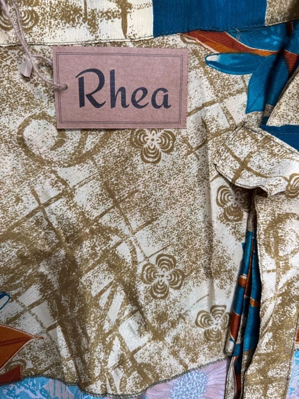 Rhea brand new